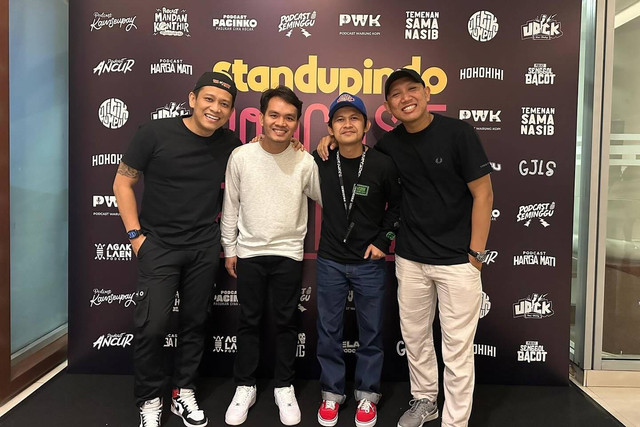 Para anggota podcast Agak Laen. Foto: Instagram/@podcast.agak.laen