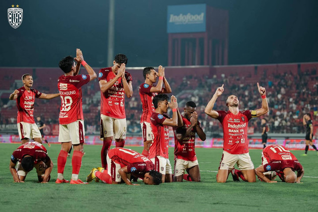 Pertandingan Liga 1 2023/24 antara Bali United vs Persis Solo di Stadion Kapten I Wayan Dipta, Gianyar, Kamis (29/2/2024). Foto: Instagram/@baliunitedfc