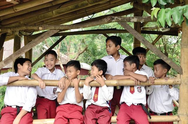 Contoh studi kasus pembelajaran di SD. Foto hanya ilustrasi. Sumber: Unsplash/Bayu Syaits