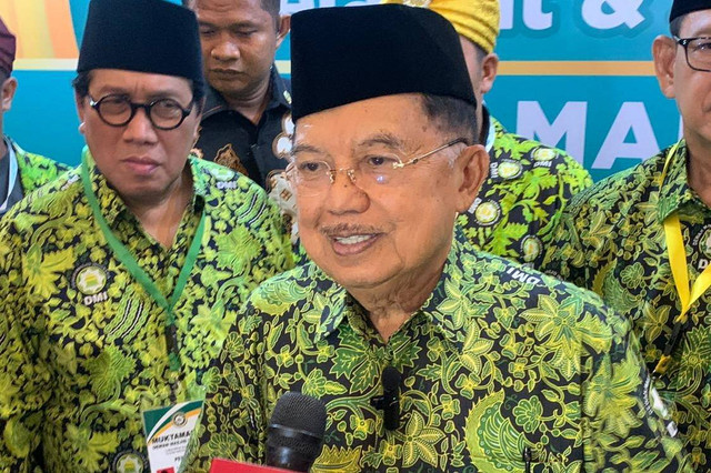 Wapres ke 10 dan 12 RI sekaligus Ketua DMI Jusuf Kalla di Mukatamar DMI, Jumat (1/3/2024). Foto: Paulina Herasmaranindar/kumparan