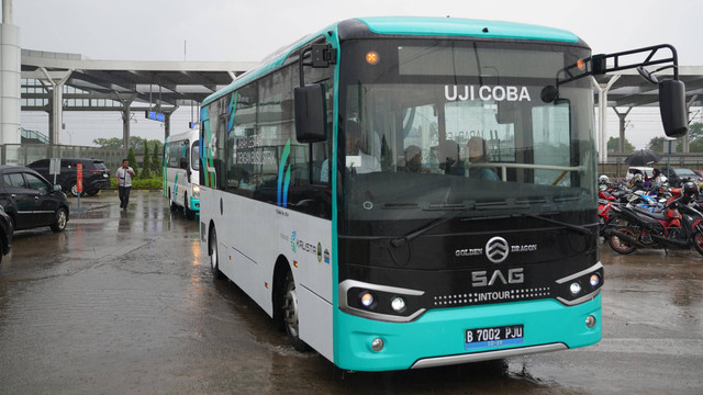 Penumpang Whoosh bakal dijemput bus listrik jika turun di Stasiun Tegalluar. Foto: KCIC