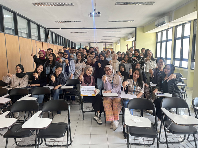 AIESEC in Unpad menyelenggarakan AIESEC Future Leaders, Program berdurasi 3 bulan yang membekali pemuda untuk menjadi pemimpin sukses di masa depan.