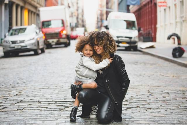 Cara Menenangkan Anak Rewel. Foto Hanya Ilustrasi. Sumber Foto: Unsplash.com/Sai De Silva