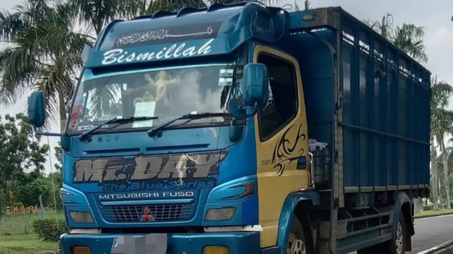Truk yang kabur dari kejaran polisi di Sukabumi. Foto: Dok. Istimewa sukabumiupdate.com