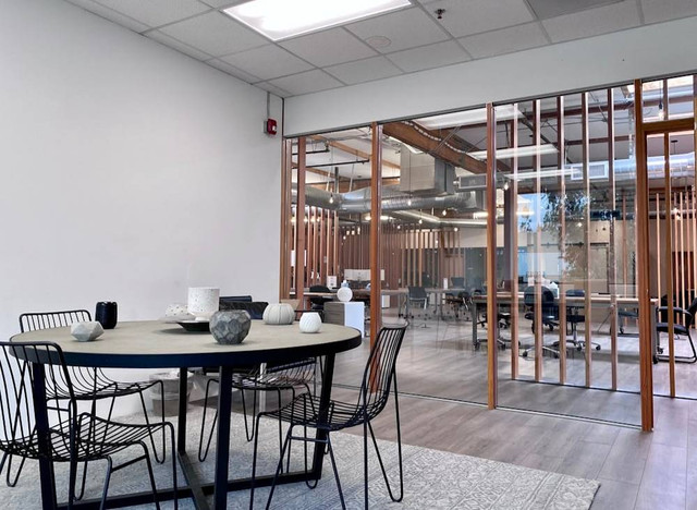 Ilustrasi Restoran dengan Private Room Murah di Jakarta, Bukan Tempat Sebenarnya   Sumber Unsplash/Raychel Espiritu