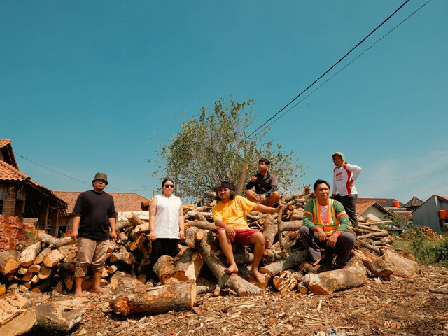 Personel LAIR, band indie asal Kabupaten Majalengka yang bakal tampil pada event musik internasional di Amerika. Foto: dok.LAIR