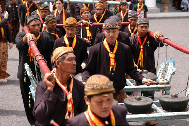 Ilustrasi bentuk kearifan lokal. Sumber foto: pixabay/Dedy_Timbul