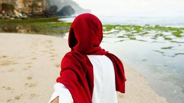 Ilustrasi perempuan berhijab. Foto: Pixabay