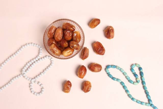 Ilustrasi doa buka puasa Ramadan. Foto: Unsplash.