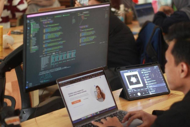 Masyarakat peserta pelatihan dari Prakerja dan Arkademi. Foto: Dok. Istimewa