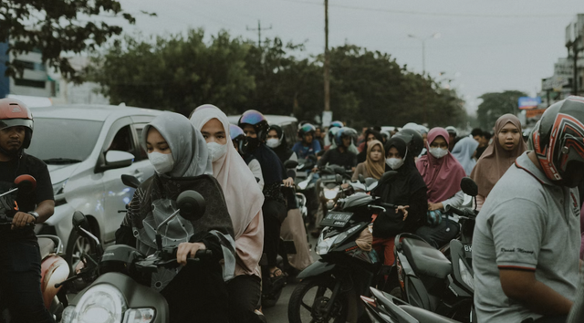 Takjil gratis bandung. Foto hanya ilustrasi, bukan tempat sebenarnya. Sumber: Unsplash/Umar ben