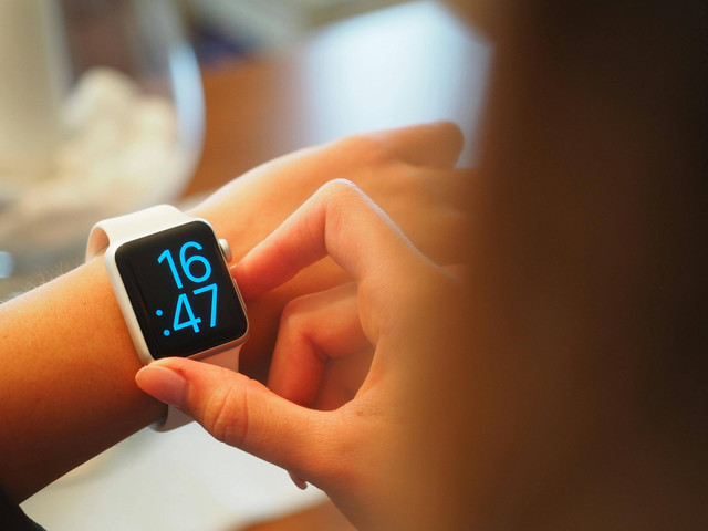 Ilustrasi smartwatch Xiaomi terbaru. Foto: Pexels.com