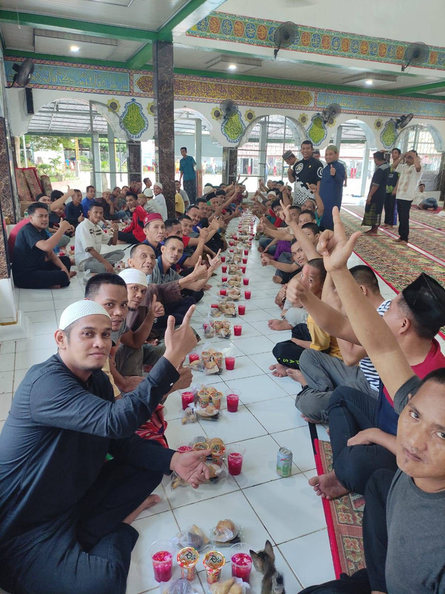 Harmoni Ramadhan: Buka Bersama di Lapas Palembang