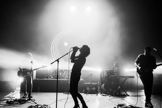 Jadwal dan lokasi konser Boys Like Girls di Jakarta 2024, foto hanya ilustrasi, bukan tempat sebenarnya: Unsplash/Chris Zhang