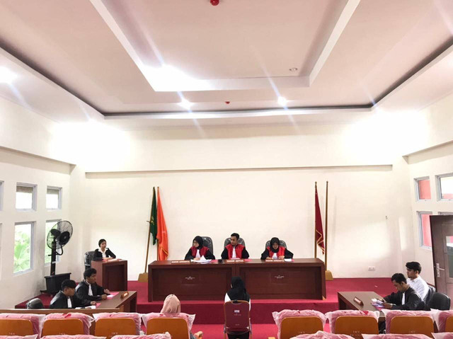 Ilustrasi persidangan pidana. Sumber: dokumentasi pribadi.