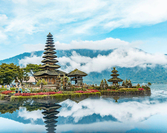 Destinasi wisata di Bali dekat Pelabuhan Gilimanuk, foto hanya ilustrasi, bukan tempat sebenarnya: Unsplash/Guillaume Marques