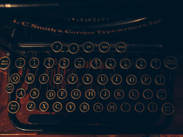 Ilustrasi Surat Perintah 13 Maret. Sumber: Unsplash.com/Andrew Seaman