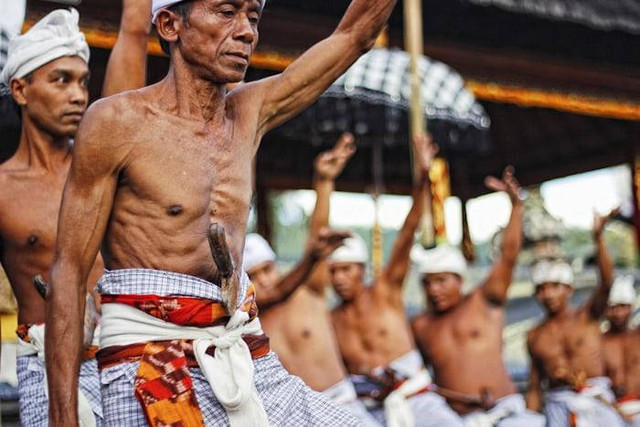 Ilustrasi Tempat Les Tari di Bali. Bukan tempat yang sebenarnya. Sumber: unsplash.com/ Dendy Darma Satyazi