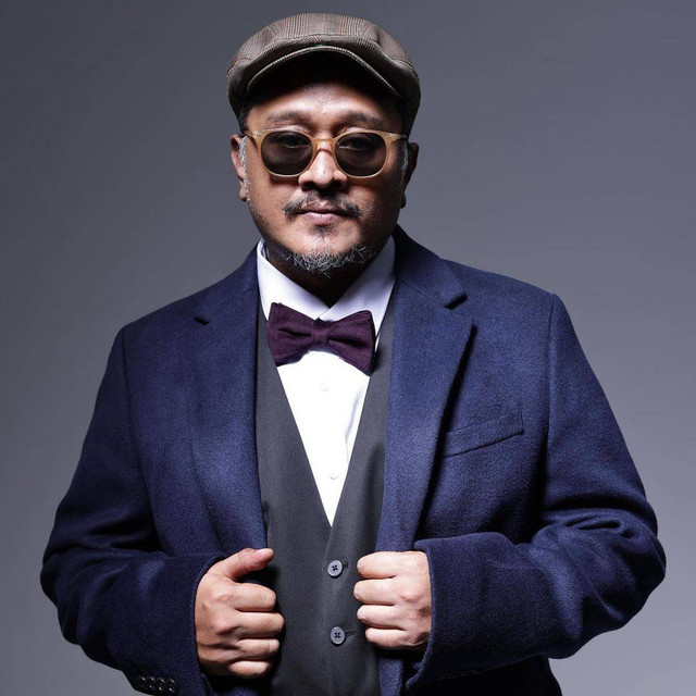 Ade Paloh, vokalis band Sore. Foto: Instagram @adibhidayat @sorezeband