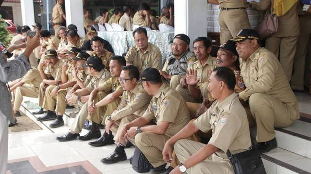 Ilustrasi ASN. Foto: onyengradar/shutterstock