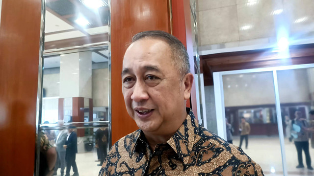 Direktur Utama PT Bank Negara Indonesia (Persero) Tbk atau BNI Royke Tumilaar di Kompleks Parlemen, Rabu (20/3/2024). Foto: Ghinaa Rahmatika/kumparan