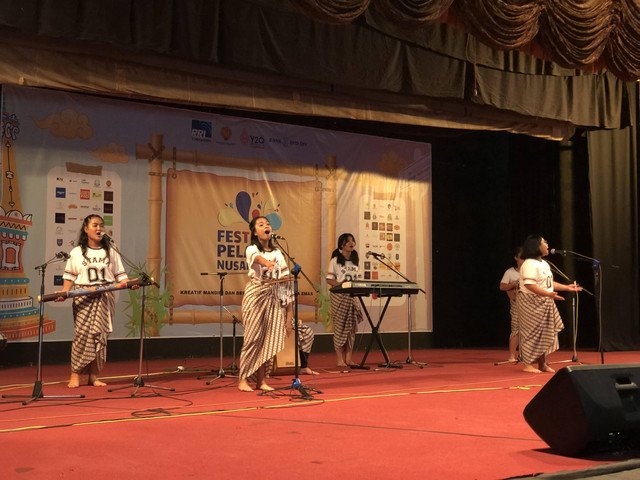 Symphony Musikalisasi Puisi yang Merdu dari Pelajar DIY. Sumber : https://www.rri.co.id/