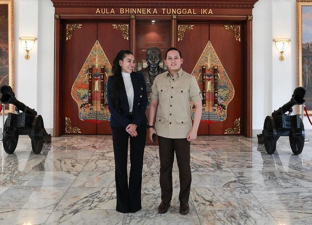 Nikita Mirzani dan Ajudan Prabowo Subianto. Foto: Instagram/nikitamirzanimawardi_172