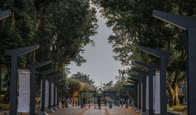 Wisata dekat itb bandung. Foto hanya ilustrasi, bukan tempat sebenarnya. Sumber: Unsplash/Jason Tirta