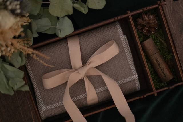 Ilustrasi ide hadiah Paskah. Foto: Unsplash. 