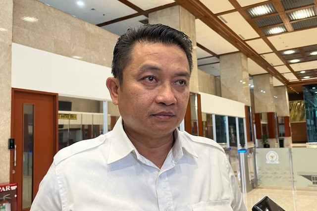 Direktur Utama PT Timah (Persero), Ahmad Dani Virsal, di kompleks parlemen Selasa (26/3/2024). Foto: Fariza Rizky Ananda/kumparan