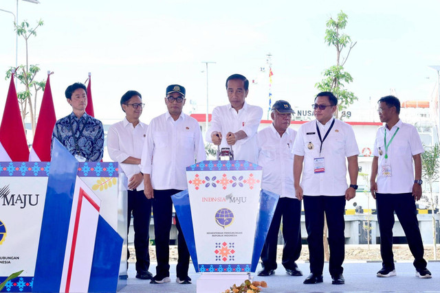 Presiden Joko Widodo meresmikan rehabilitasi Pelabuhan Wani dan Pelabuhan Pantoloan di Kawasan Teluk Palu, Donggala, Sulawesi Tengah. Foto: Muchlis Jr/Biro Pers Sekretariat Presiden