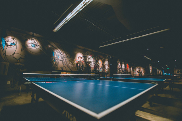 Ilustrasi Jelaskan apa yang dimaksud dengan pukulan forehand, sumber: unsplash/IrfanKortez