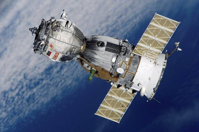 Ilustrasi satelit adalah. Sumber: pexels.com/Pixabay
