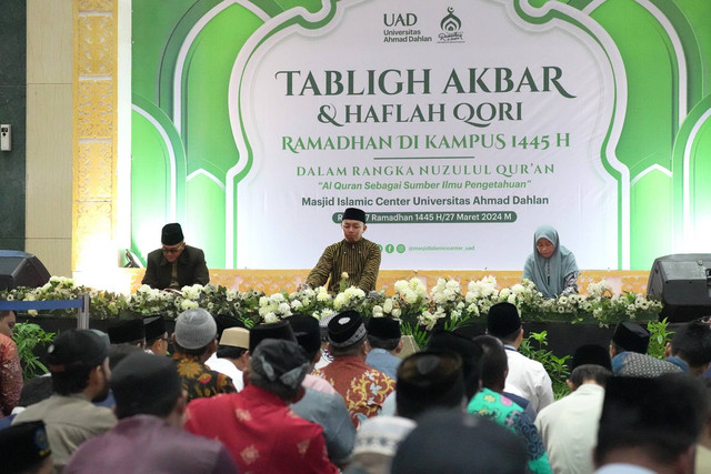 Universitas Ahmad Dahlan (UAD) Gelar Tablig Akbar dan Haflah Qori International dalam Rangka Malam Nuzululqur’an (Dok. Humas dan Protokol UAD)