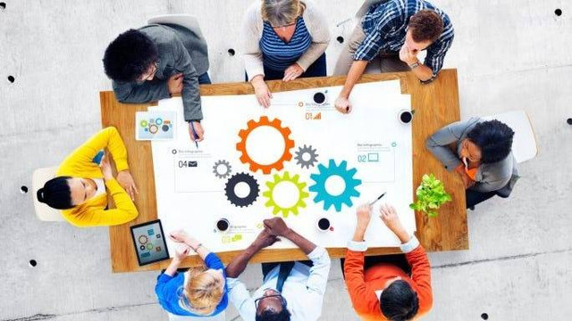 Soft Skill dan Hard Skill, Mana yang Lebih Penting Untuk Menunjang Karir? [Sumber: Pinterest]