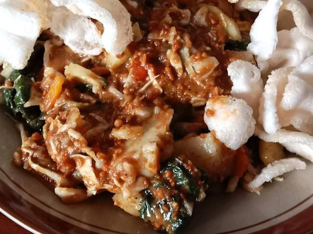 Makanan Khas Klungkung (Foto hanya ilustrasi, bukan tempat sebenarnya) Sumber: unsplash.com/ Inna Safa