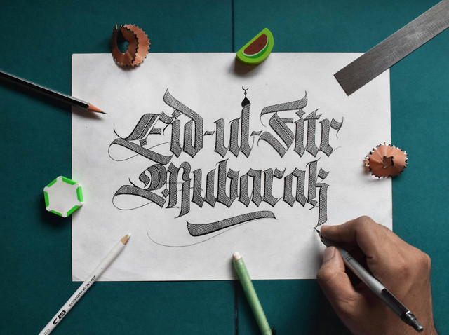 Ilustrasi Teks Takbiran Idul Fitri Arab. Unsplash/Mayank Baranwal,