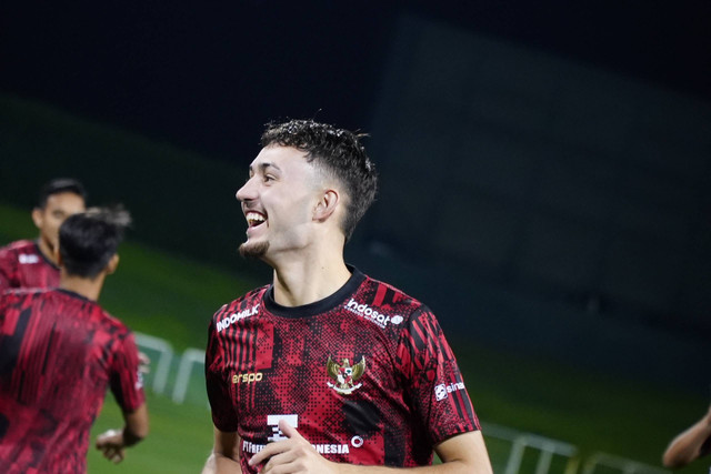 Ivar Jenner saat momen pemusatan latihan Timnas U-23 Indonesia di Dubai, Uni Emirat Arab, pada 4 April 2024. Foto: PSSI
