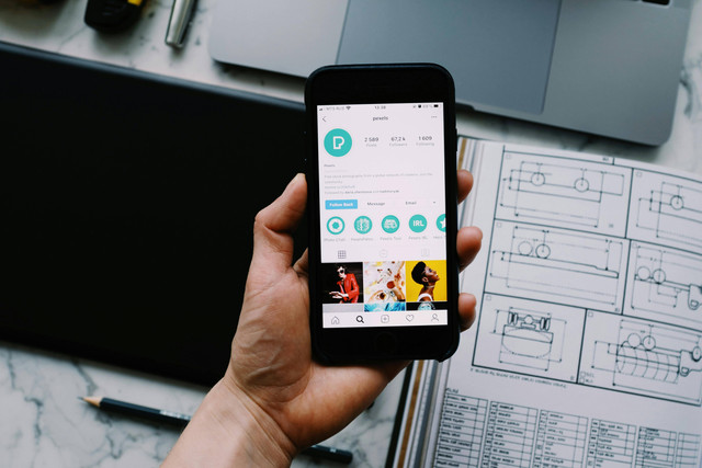 Ilustrasi cara mengatur keamanan akun Instagram. Foto: Pexels.com