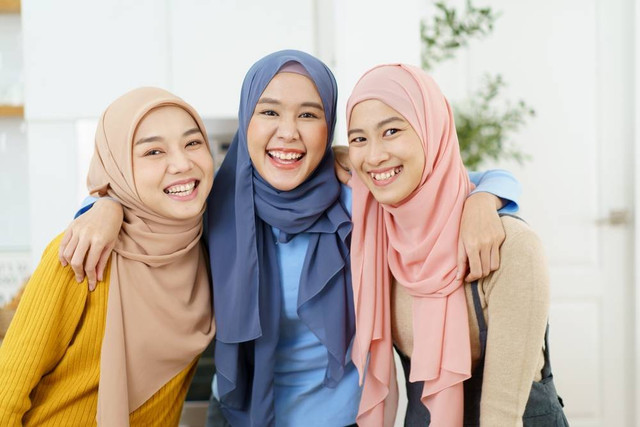 Ilustrasi menunggu waktu buka puasa. Foto: DG FotoStock/Shutterstock