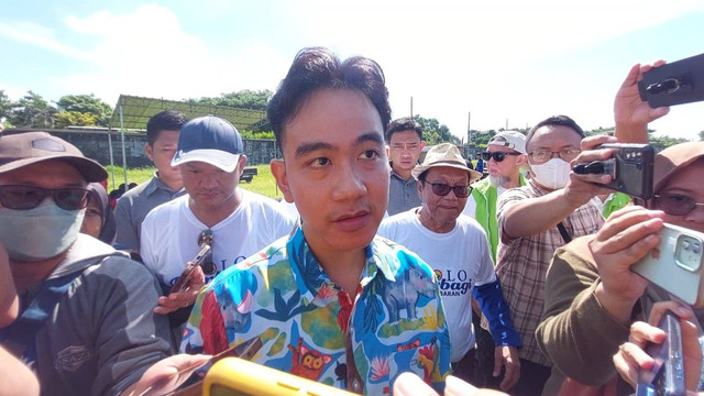 Wali Kota Solo Gibran Rakabuming Raka di Benteng Vastenburg Solo, Sabtu (6/4). Foto: Dok. kumparan