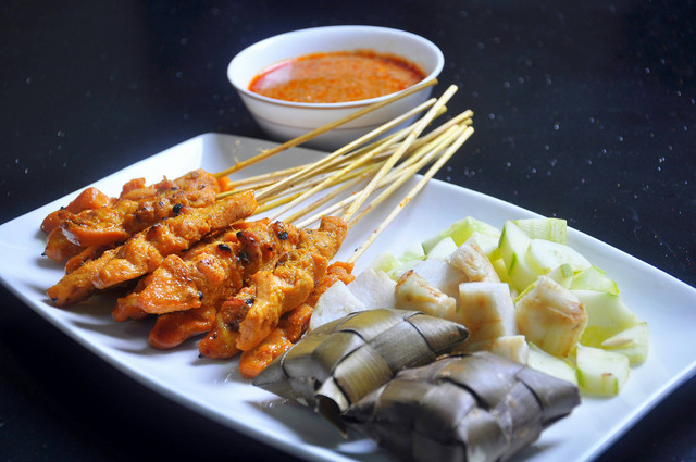 Makanan Lebaran Khas Betawi. Foto hanya ilustrasi, bukan tempat sebenarnya. Sumber: Unsplash/K Azwan