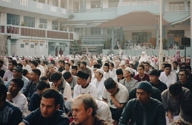 Ilustrasi Apakah Jam 7 Masih Bisa Sholat Idul Fitri? - Sumber Unsplash/Falaq Lazuardi