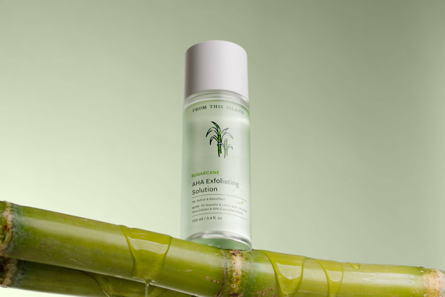 Sugarcane AHA Exfoliating Toner dari From This Island, brand skin care Maudy Ayunda. Foto: From This Island