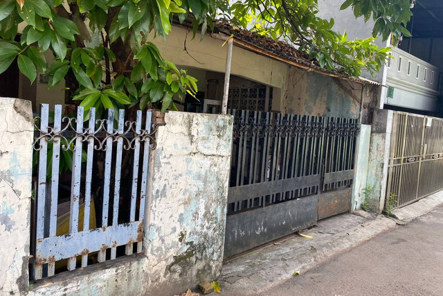 Lokasi rumah Duren 16 sesuai dengan di STNK rumah korban kecelakaan GranMax di Tol Jakarta-Cikampek, Senin (8/4/2024). Foto: Ainun Nabila/kumparan