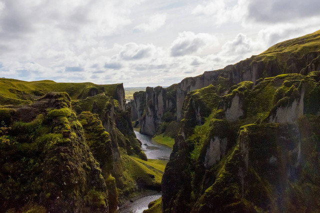Hidden Canyon Beji Guwang Sukawati. Foto Hanya Ilustrasi, Bukan Tempat Sebenarnya. Sumber Unsplash Jan Gemerle
