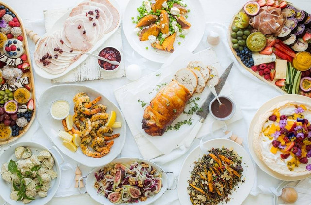 Foto Hanya Ilustrasi Makanan di PIM 2, Bukan Tempat Sebenarnya, Sumber Unsplash/Luisa Brimble