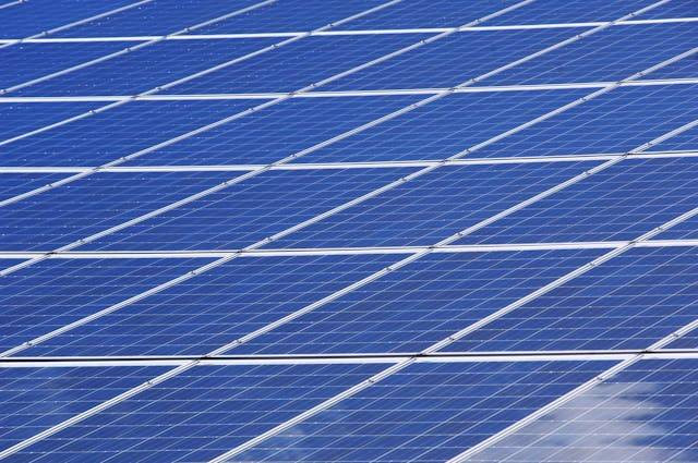 Contoh Alat Elektronik yang Menggunakan Solar Cell/Pixabay