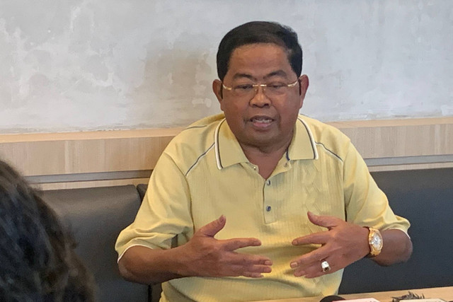 Politikus Golkar Idrus Marham saat ditemui wartawan di kawasan Senayan.  Foto: Paulina Herasmaranindar/kumparan