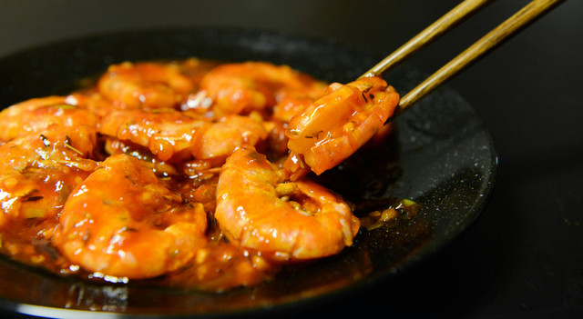 Seafood Bakaran Bintaro. Foto hanya ilustrasi, bukan tempat sebenarnya. Sumber: Pexels/Cats Coming